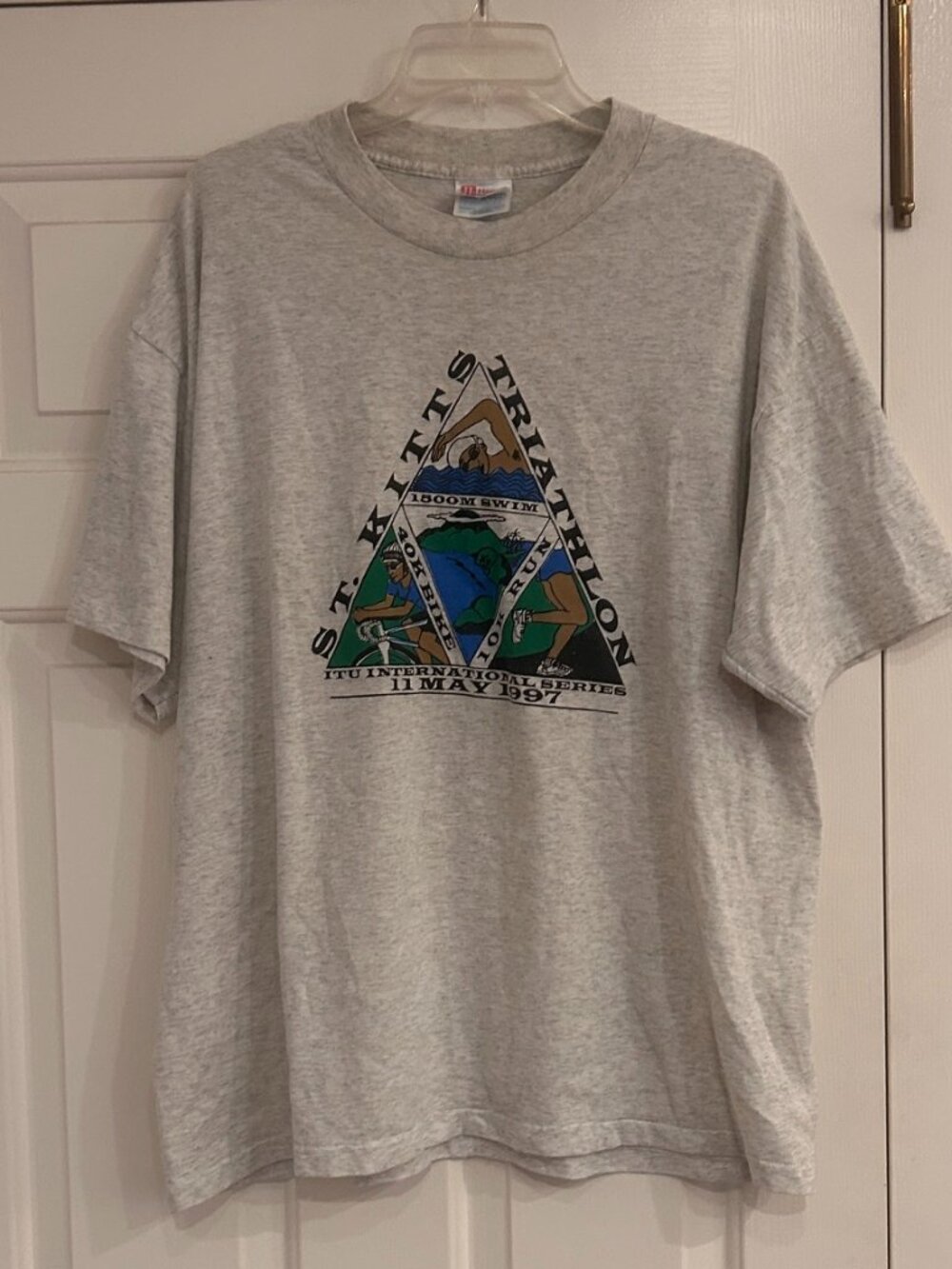 Vintage St. Kitts Triathlon 1997 T-shirt XL Caribbean